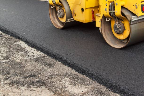 Best Driveway Paving Contractor  in Skidmore, TX